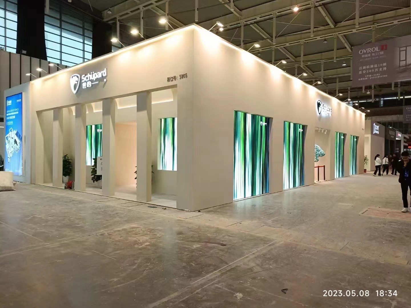 世豹门窗-建材展 案例 第3张